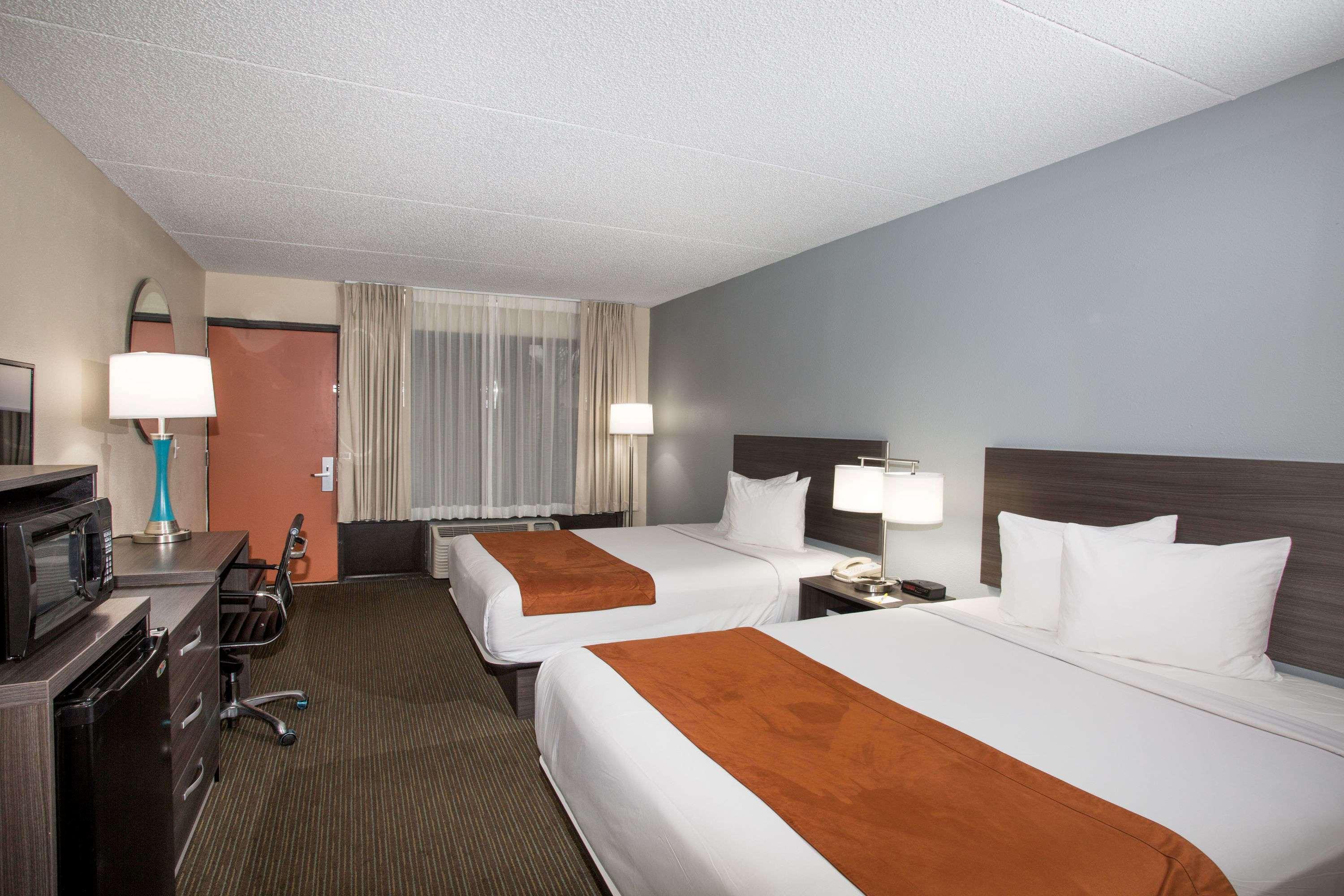 Days Inn & Suites By Wyndham Orlando Airport Extérieur photo